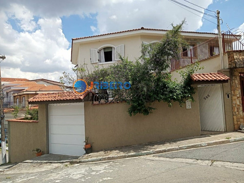 Imagem 2 de 30 de Lindo Sobrado 3 Dormitórios Sendo 1 Suíte Com Hidromassagem, Amplo Living Para 2 Ambientes Sala De Jantar E Tv, Copa, Co - 180073