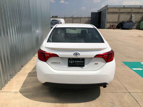 Imagen 4 de 15 de Toyota Corolla 2017 4p Se L4/1.8 Man