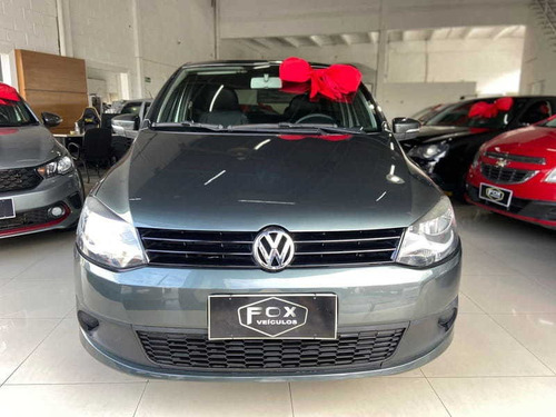 Imagem 2 de 10 de Volkswagen Fox 1.0 Gii 2013