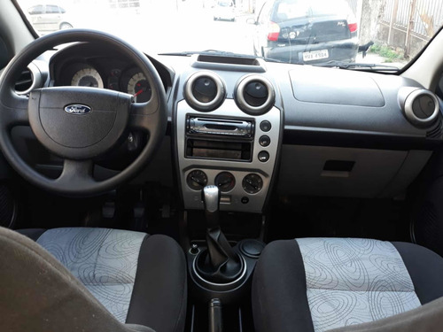 Imagem 13 de 14 de Ford Fiesta Sedan 1.6 Pulse Flex 4p 105 Hp 2009