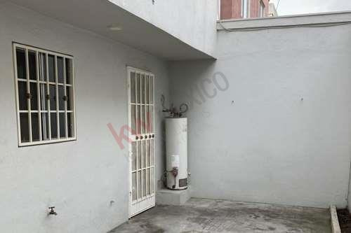 Imagen 2 de 9 de Casa En Venta En Col. Sierra Morena