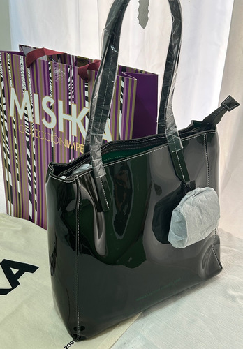 Cartera/bolso Daiane Efecto Cuero Charolado Verde De Mishka Verde Oscuro Lisa Combinación Verde Oscuro