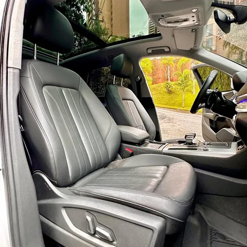 Audi Q5 TFSI QUATTRO BLACK