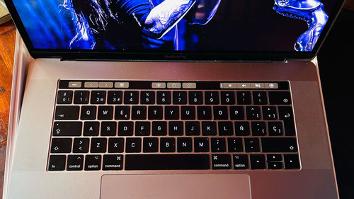 Apple Macbook Pro I7 2.7ghz 16gb Ram 512gb Ssd 15in Touch Gris (Usado)