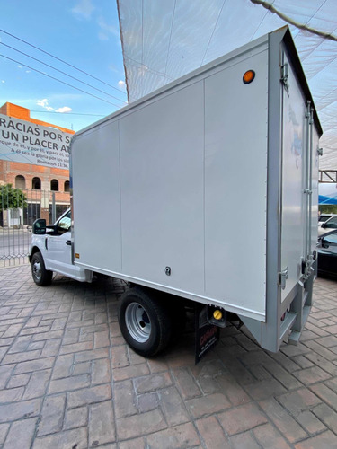 Imagen 6 de 15 de Ford F-350 2019 6.3l Xl 6.2 Plus Ac At