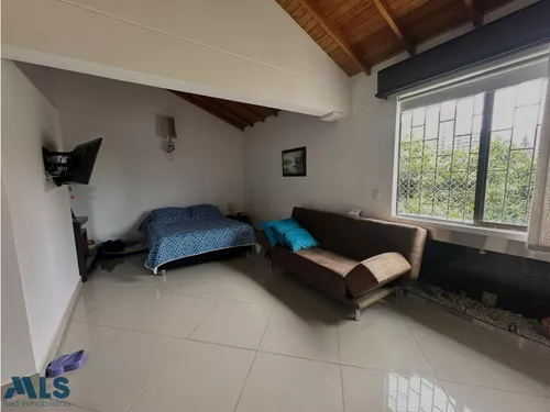 Vendo Casa Poblado - Sector Visitación(mls#246475)