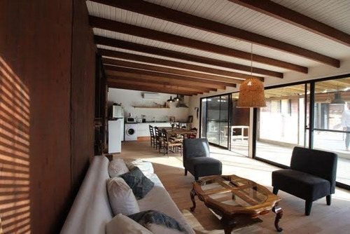 Imagen 4 de 16 de Casa Vagones, El Chorro