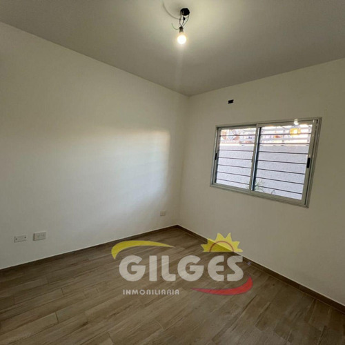 Venta En Block 2 Ph 3 Amb. En Caseros A Estrenar