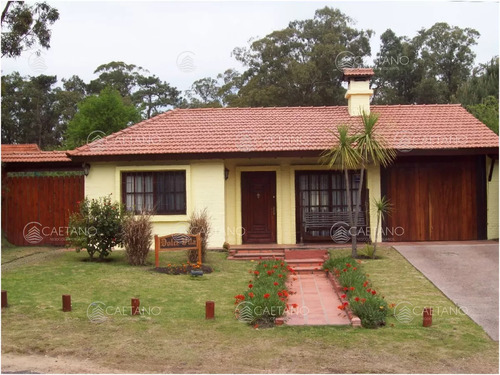 Alquilo Linda Casa Con Piscina Climatizada, Ideal Para Veranear!!! Mansa, Punta Del Este