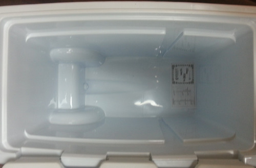 Imagen 7 de 9 de Cava Marina 55 Lts Con Ruedas