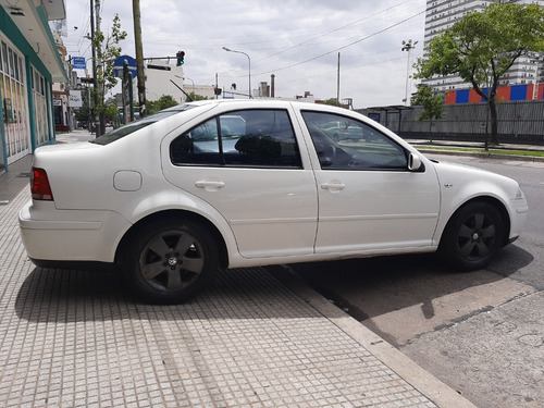 Volkswagen Bora 2.0 Año 2011 Ernesto Automotores