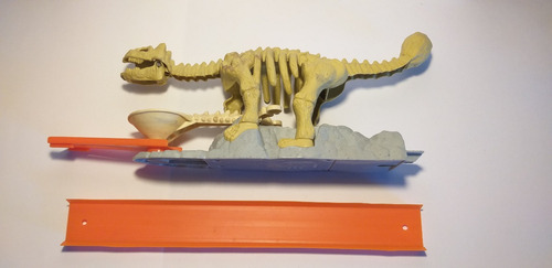 Pista Hot Wheels Trick Tracks Dino Smash Tail (Usado)