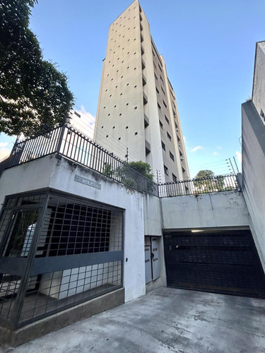 En Venta Penthouse De 3 Niveles, San Bernardino Caracas