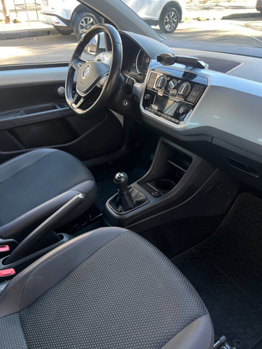 Volkswagen Up! 1.0 High Up! 75cv 5 p