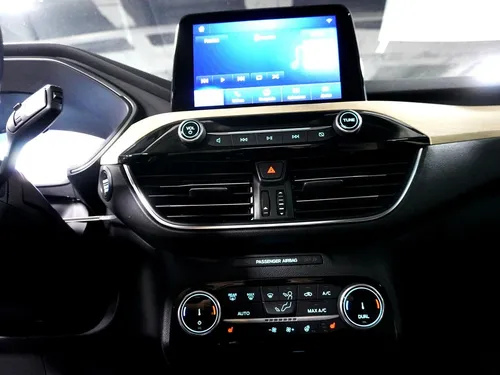 Ford New Escape Titanium 2.5 Hev Automatica 4x2 Hibrida