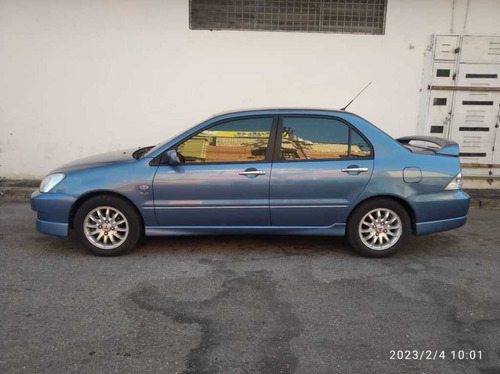 Imagen 4 de 10 de Mitsubishi Lancer Touring 2012