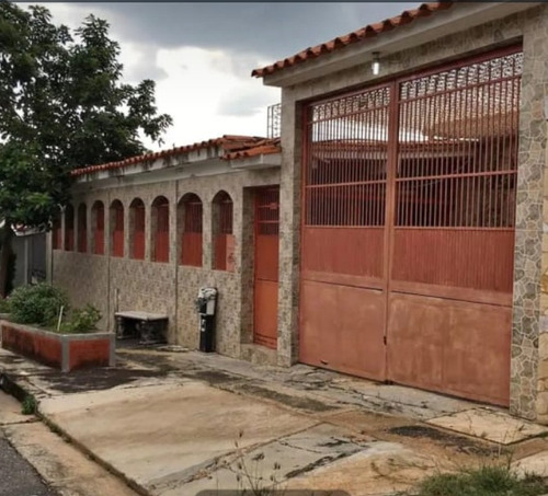 Casa Quita En Urb. El Trigal Sur Mpo Valencia Edo Carabobo