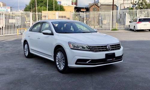 Volkswagen Passat 2.5 Tiptronic Sportline At