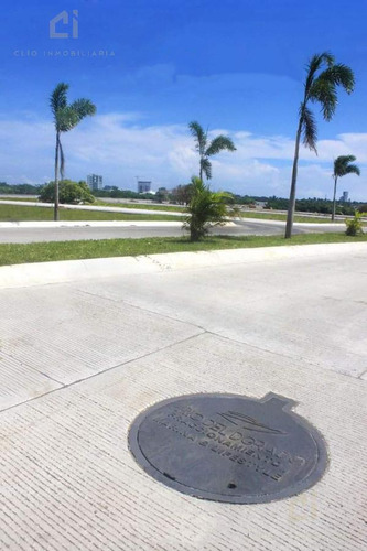 Terreno En Venta En Veracruz De 300m2 Cada Uno, Zona Residencial Con Amenidades Y Seguridad
