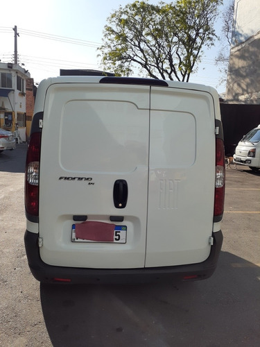 Imagem 6 de 12 de Fiat Fiorino 2017 1.4 Hard Working Flex 4p
