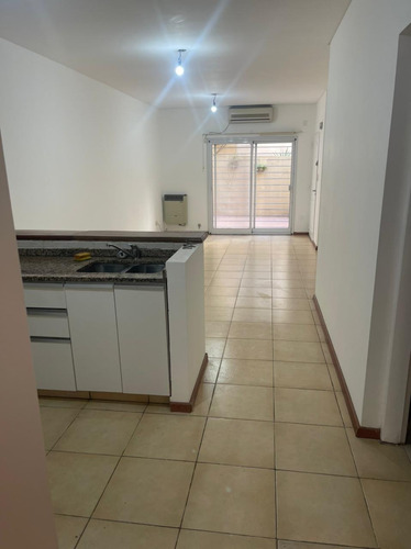 Imagen 3 de 14 de Venta De Casa Ph Departamento En Villa Urquiza