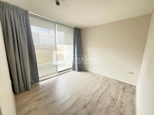 Departamento En Arriendo En Condominio Borde Andino