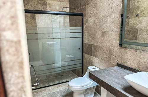 Venta De Casa En Villa Magna, San Luis Potosí. Fm17