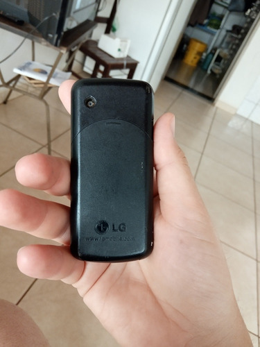 Celular LG Kp106b