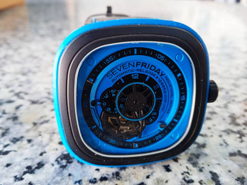 Reloj Sevenfriday Azul Oscuro