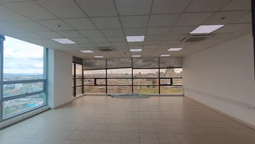 Oficina En Arriendo/venta En Chico Norte Iii. Cod A1105062