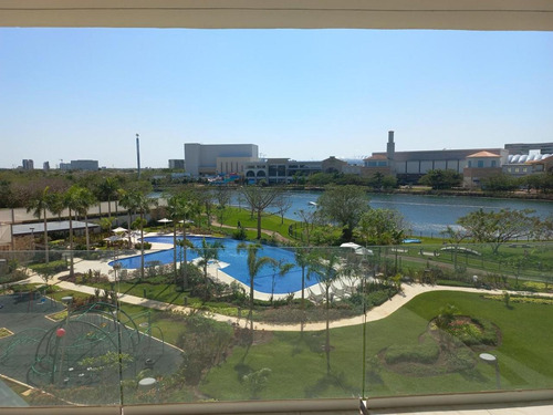 Departamento En Cabo Norte, 3 Recamaras, En 170m2, Balcon Con Vista Al Lago