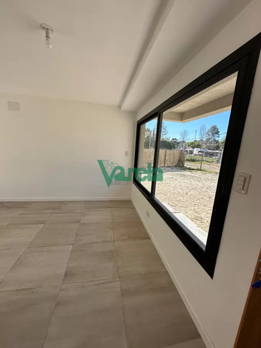 Casa En Venta A Estrenar En Lomas De Solymar 3 Dormitorios