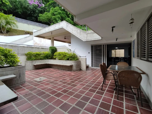 Cgi+ Luxury Vende Casa De Lujo En Prados Del Este, Caracas