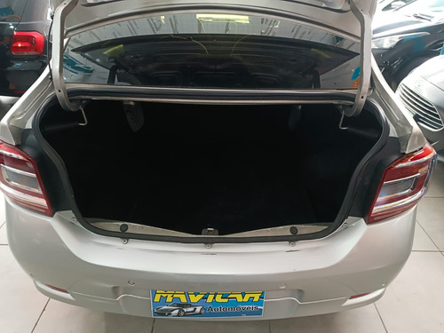 Renault Logan 1.6 Expression Hi-power 4p