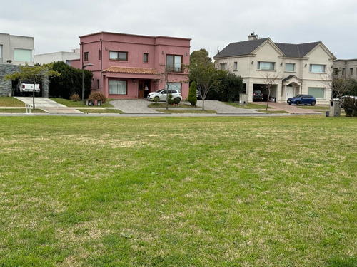 Macro Lote Terreno En Venta En Nuevo Quilmes