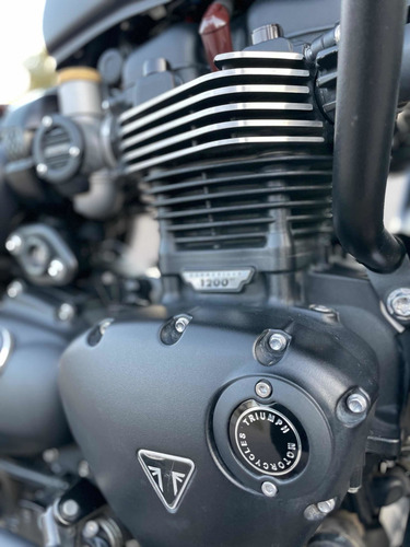 Imagen 6 de 19 de Triumph Bobber Black
