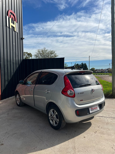 Fiat Palio 1.6 Essence 115cv Dualogic Brasil