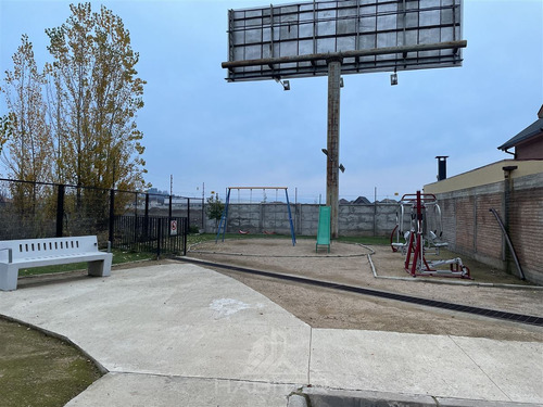 Casa En Venta De 3 Dorm. En Talca