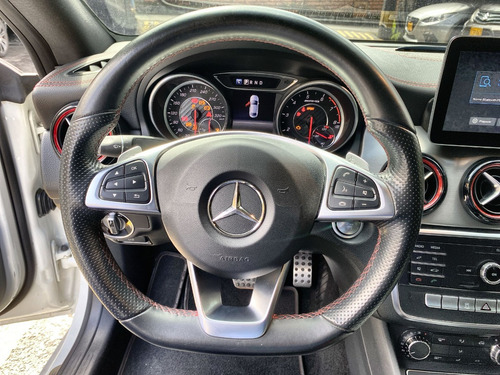 Mercedes-Benz Clase CLA 2.0 45 Amg 4Matic