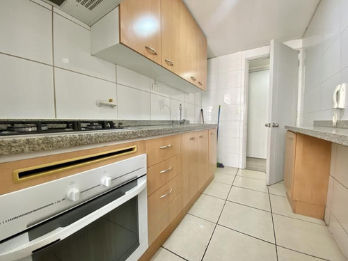 Departamento En Arriendo De 2d 2b+b+e En Macul