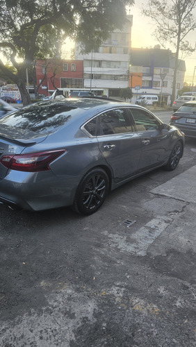 Nissan Altima 2.5 Advance Navi Cvt
