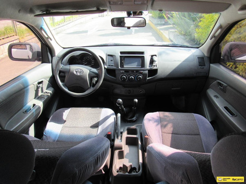 Imagen 13 de 25 de Toyota Hilux 2.5 4x4