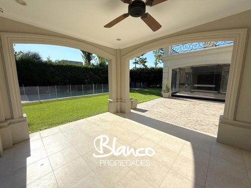 Casa En Venta En La Lomada, Pilar, G.b.a. Zona Norte