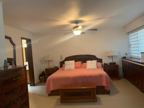 Imagen 9 de 14 de Bonita Casa En Venta Con Excelente Ubicación En Providencia