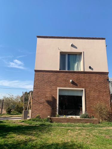 Imagen 4 de 14 de Venta Quinta Familiar En Junin (ba) En 2 Plantas .