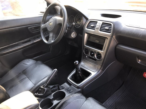 Subaru Impreza 2.5 Awd Mt 2005