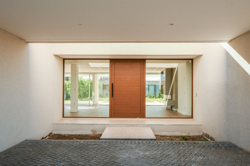 Venta Casa Moderna A Estrenar En Vida Funes