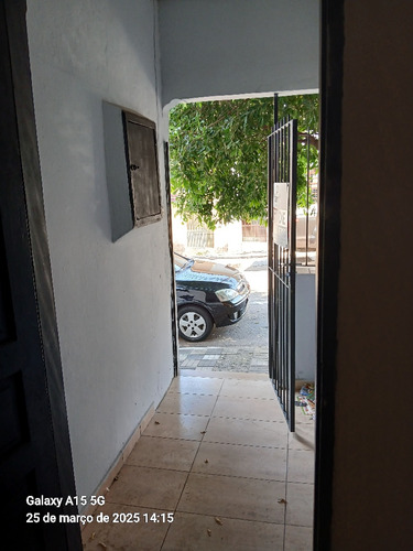 Casa Simples , Centro , Porto Feliz-sp , 3 Dormitorios 2 Banheiros Sem Garagem