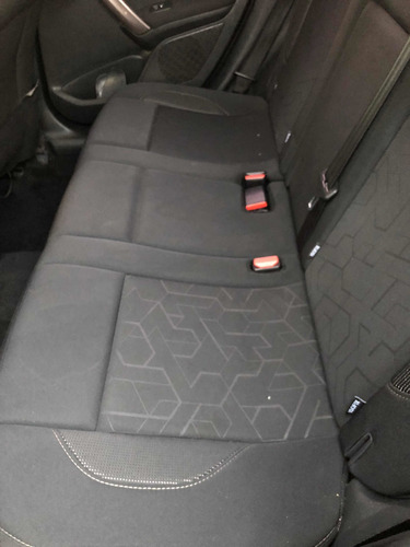 Peugeot 2008 2015 1.2 Full Manual