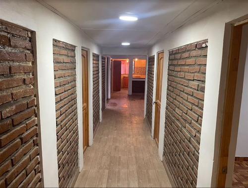 Casa En Venta De 3 Dorm. En Isla De Maipo